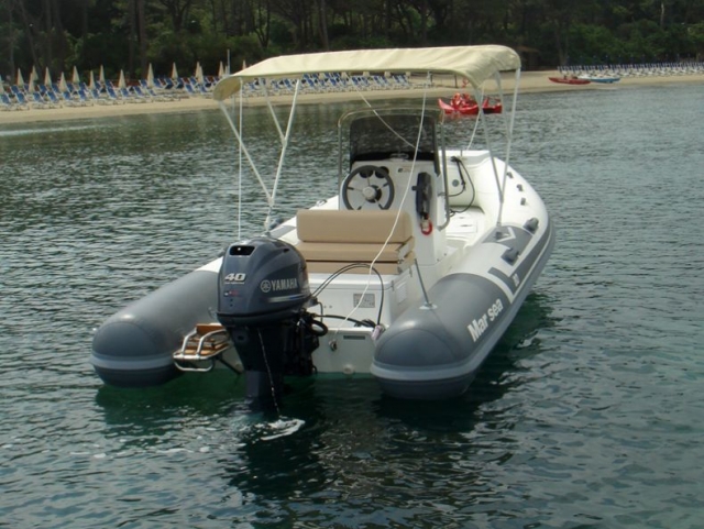  Sicheres Schlauchboot 